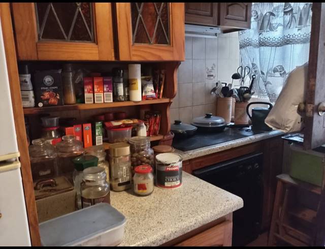 3 BEDROOM DUPLEX FOR SALE IN MONTCLAIR